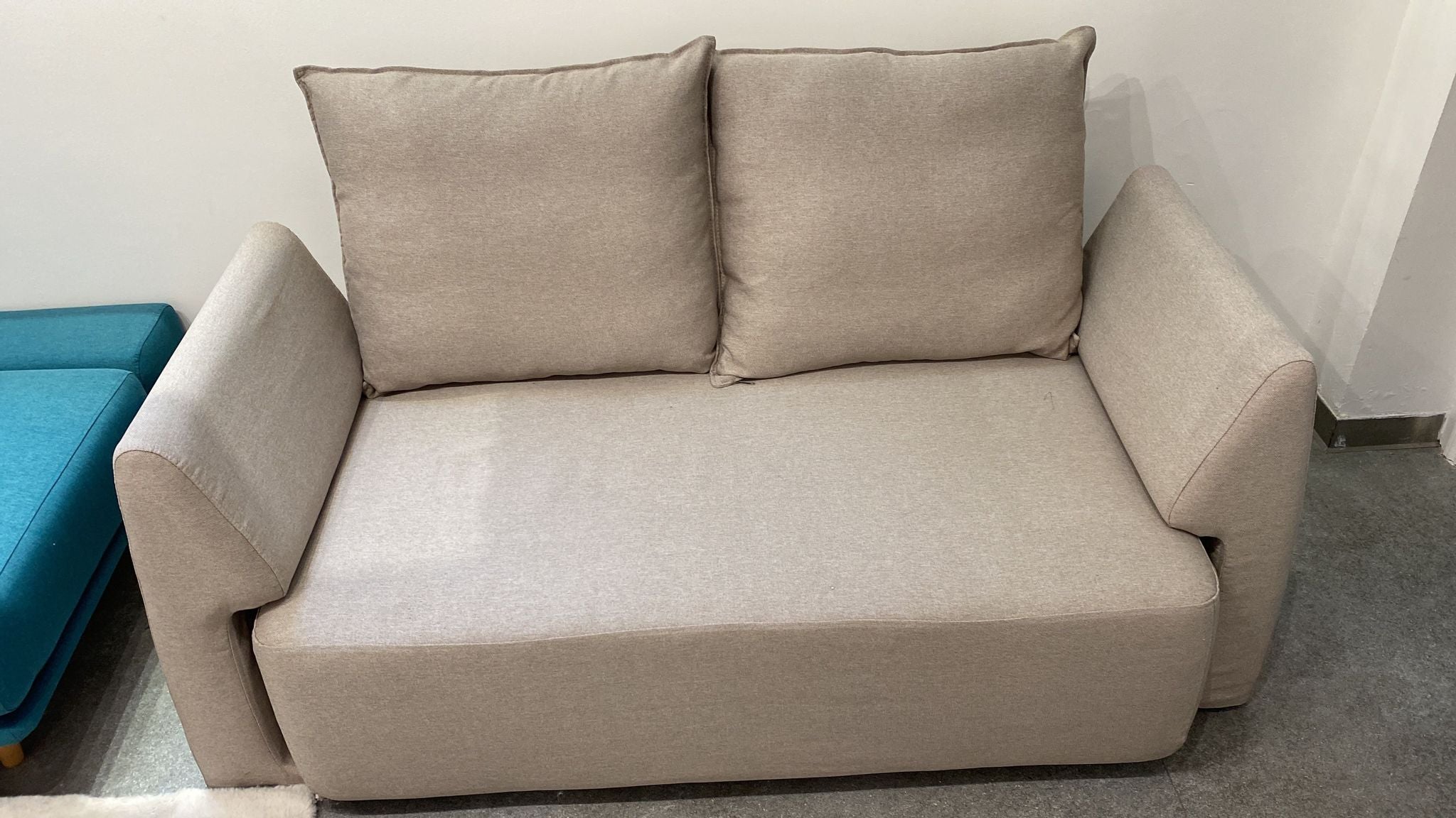 Demonstration model: Modular sofa Mia with sleep function - Individual Exhibition model Showroom Paris
