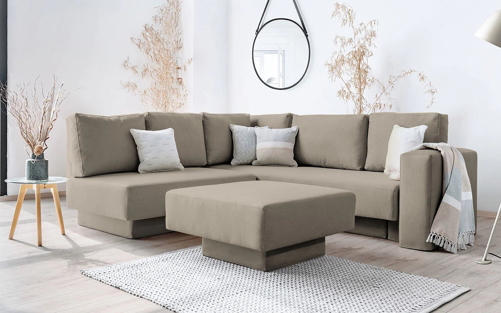 Jessica modular sofa with sleep function