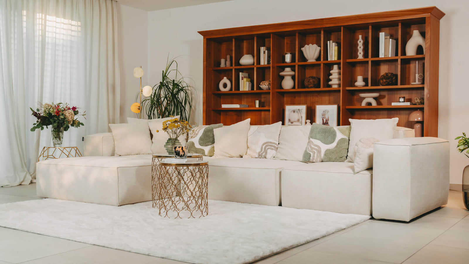 Sofa styling   so machst du es richtig – Livom