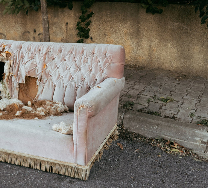 Wie kann ich mein Sofa entsorgen? Tipps und Tricks – Livom